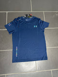 T-shirt under bleu